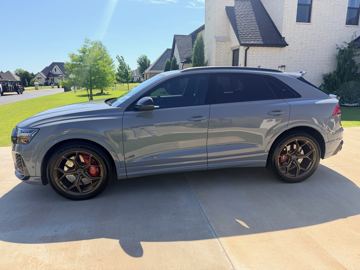 Used 2023 Audi RS Q8 AWD/4WD image 1