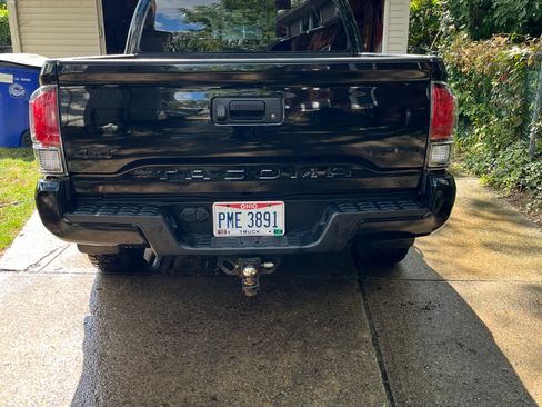 Used 2019 Toyota Tacoma TRD Pro image 11