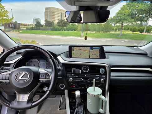 Used 2017 Lexus RX 450h AWD w/ Luxury Package image 6