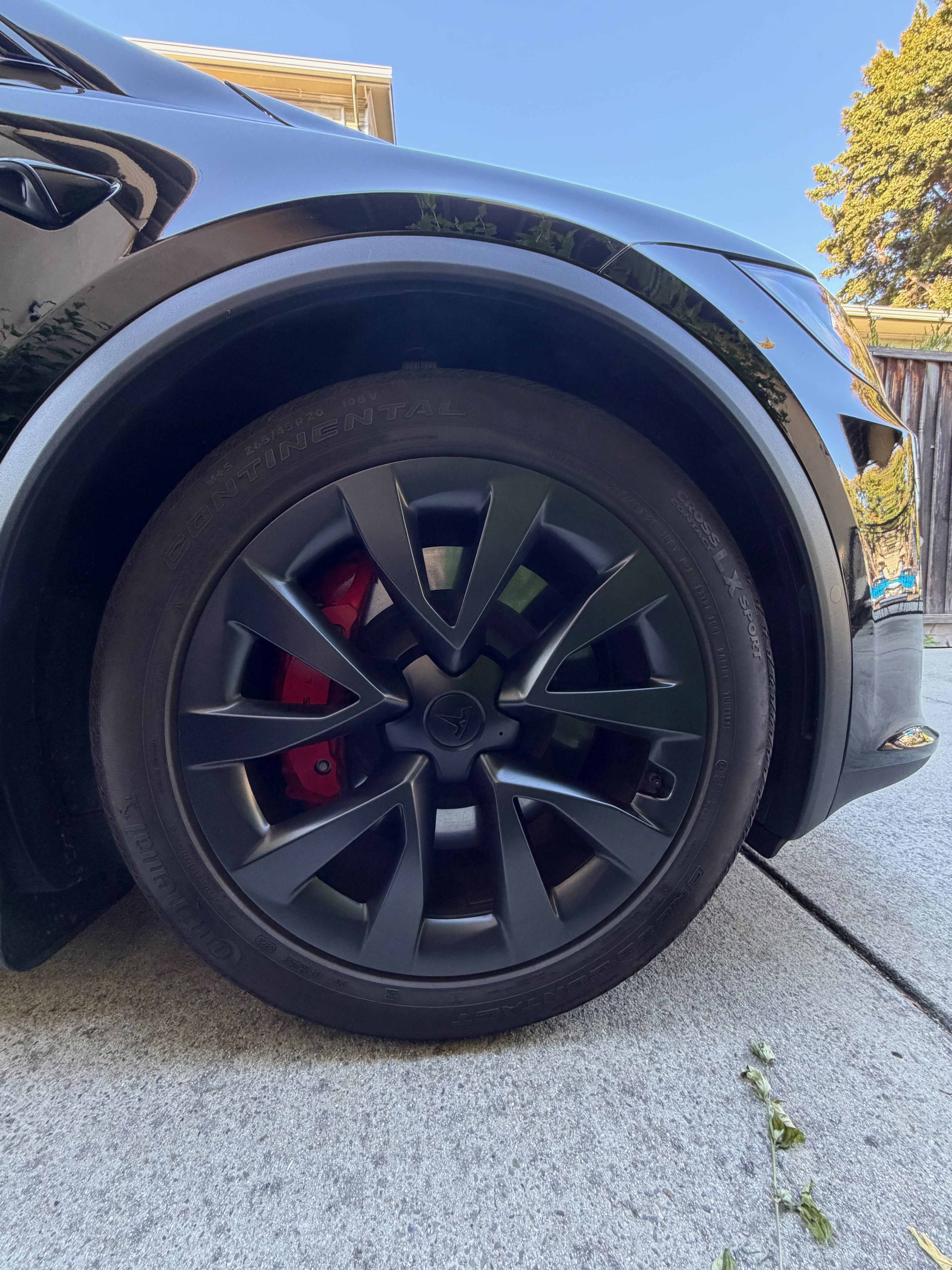 Used 2023 Tesla Model X Plaid AWD/4WD image 5