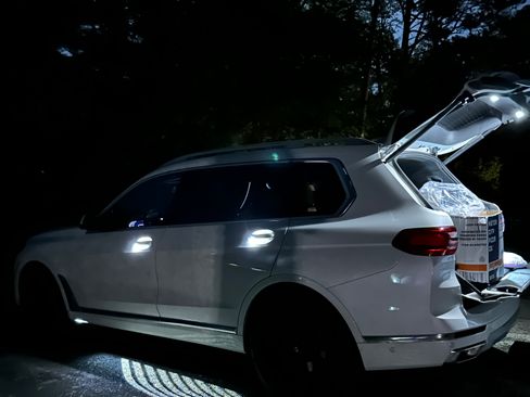 Used 2021 BMW X7 xDrive40i w/ Premium Package image 7