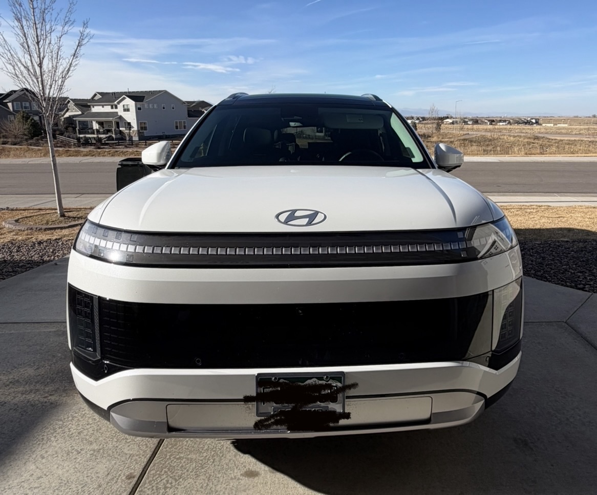 Used 2026 Hyundai Ioniq 9 Limited AWD/4WD image 2