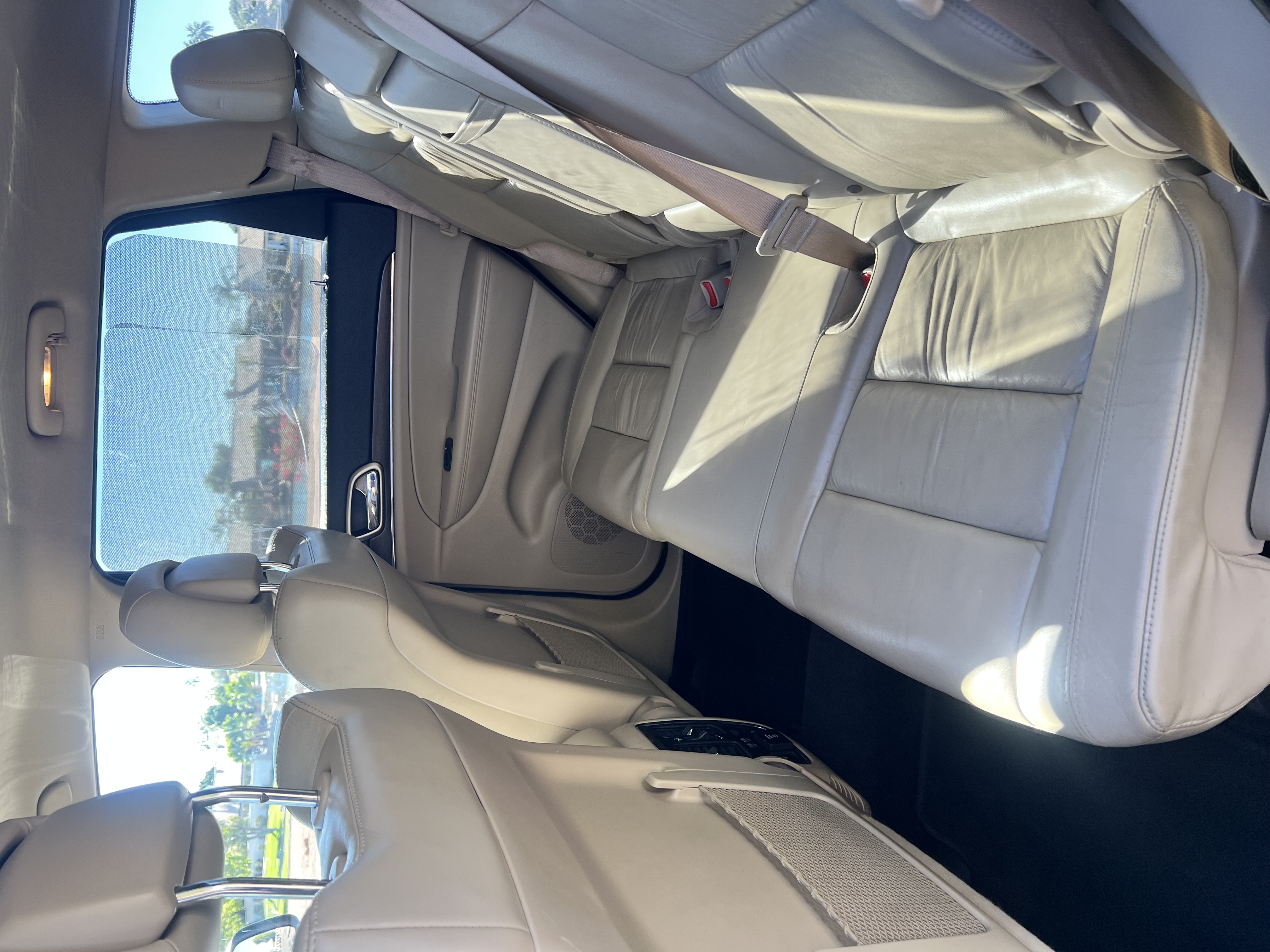 Used 2015 Jeep Grand Cherokee Limited w/ Trailer Tow Group IV AWD/4WD image 15