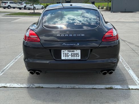 Used 2011 Porsche Panamera S RWD image 5
