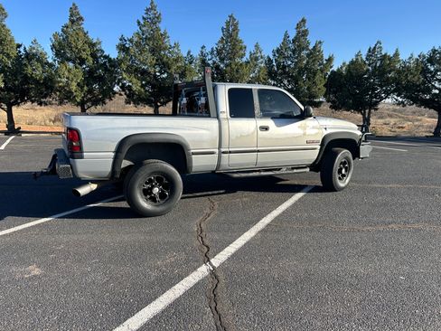 Used 1999 Dodge Ram 2500 Truck 4x4 Quad Cab image 2