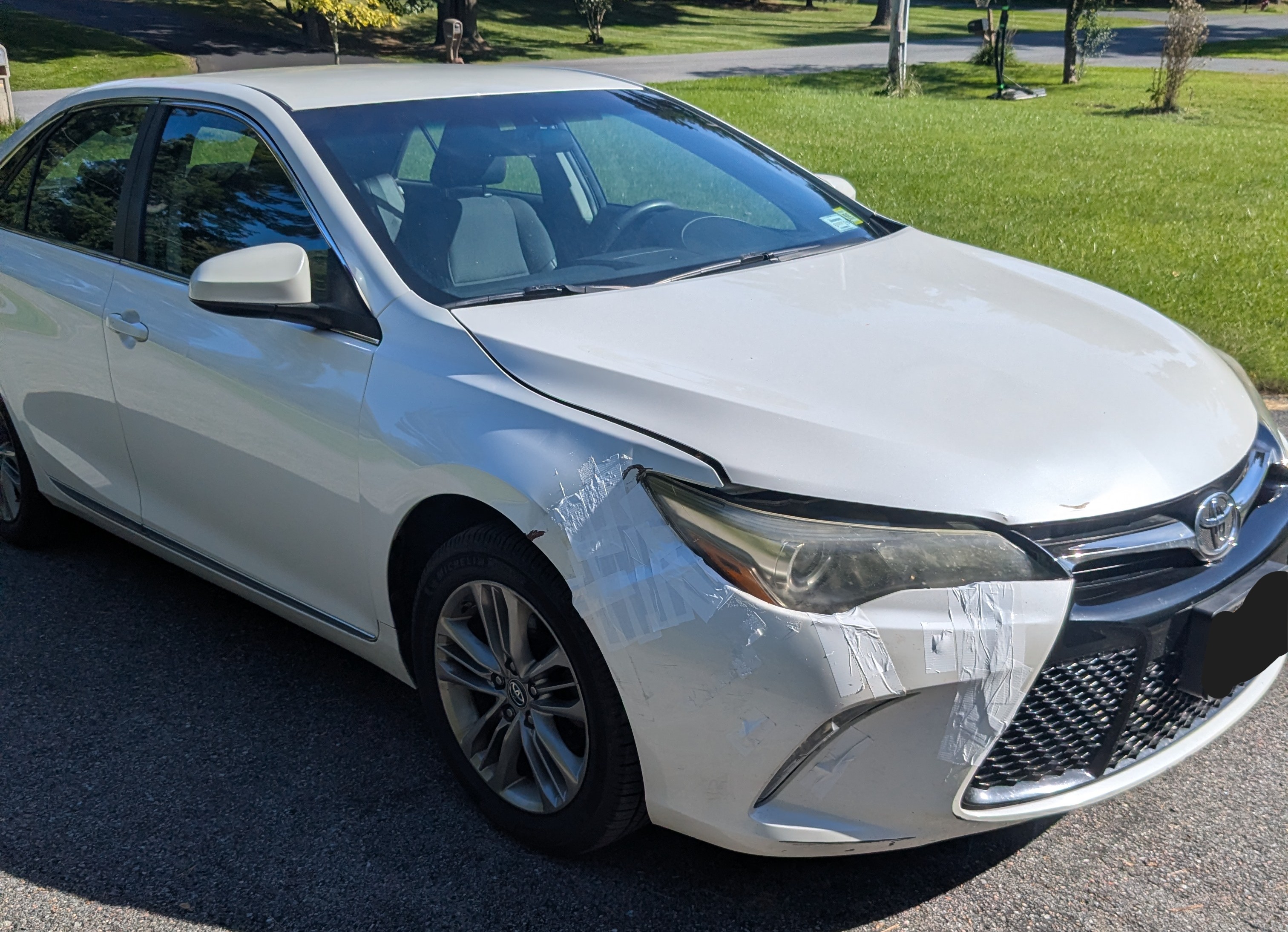 Used 2017 Toyota Camry SE FWD image 8