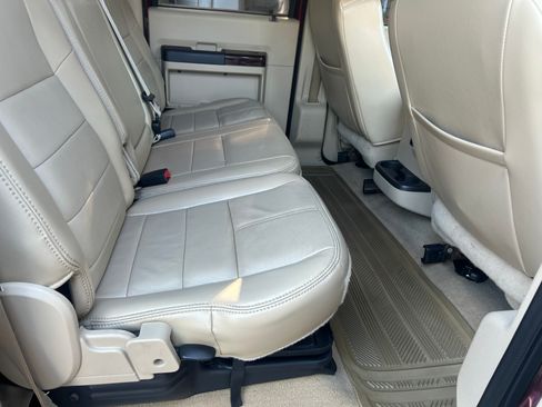 Used 2008 Ford F250 Lariat image 11