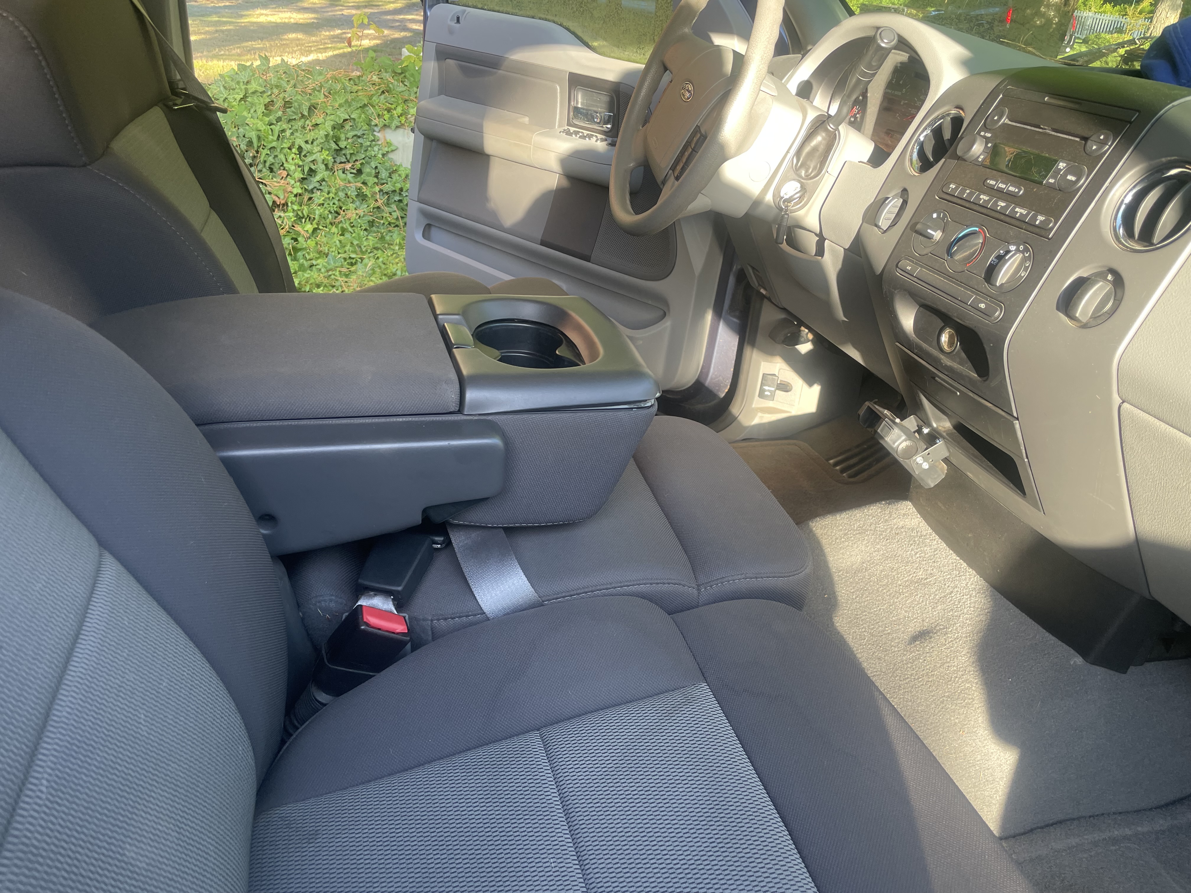 Used 2005 Ford F150 XLT AWD/4WD image 14